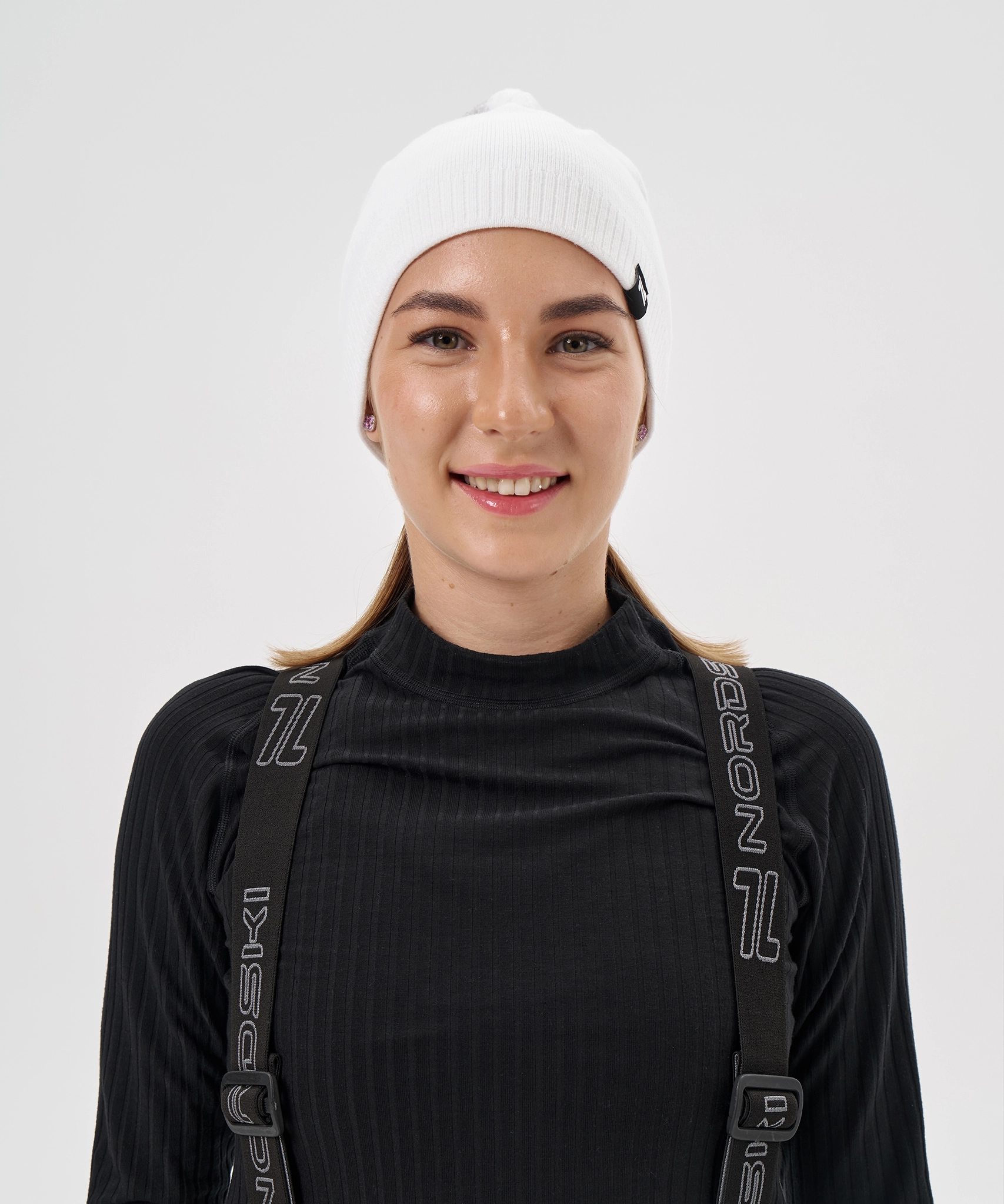 Шапка Nordski Sport white/18