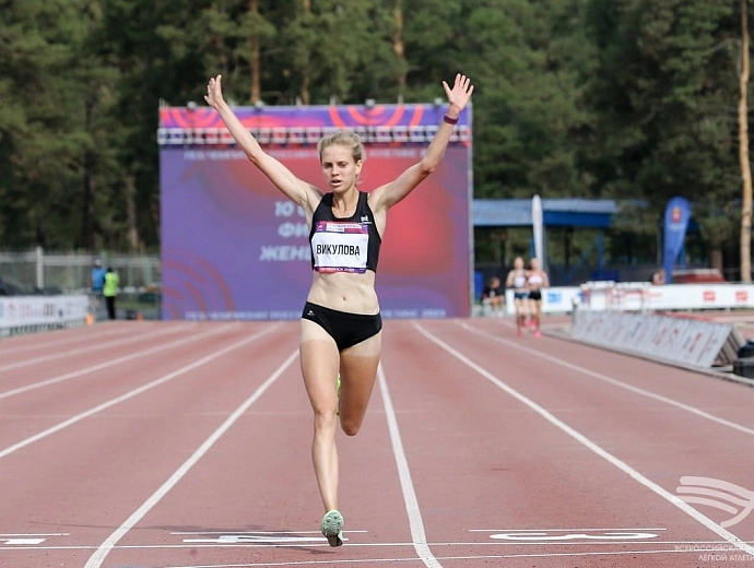 Анна Викулова – Чемпионка России 2023 в беге на 10 000м!