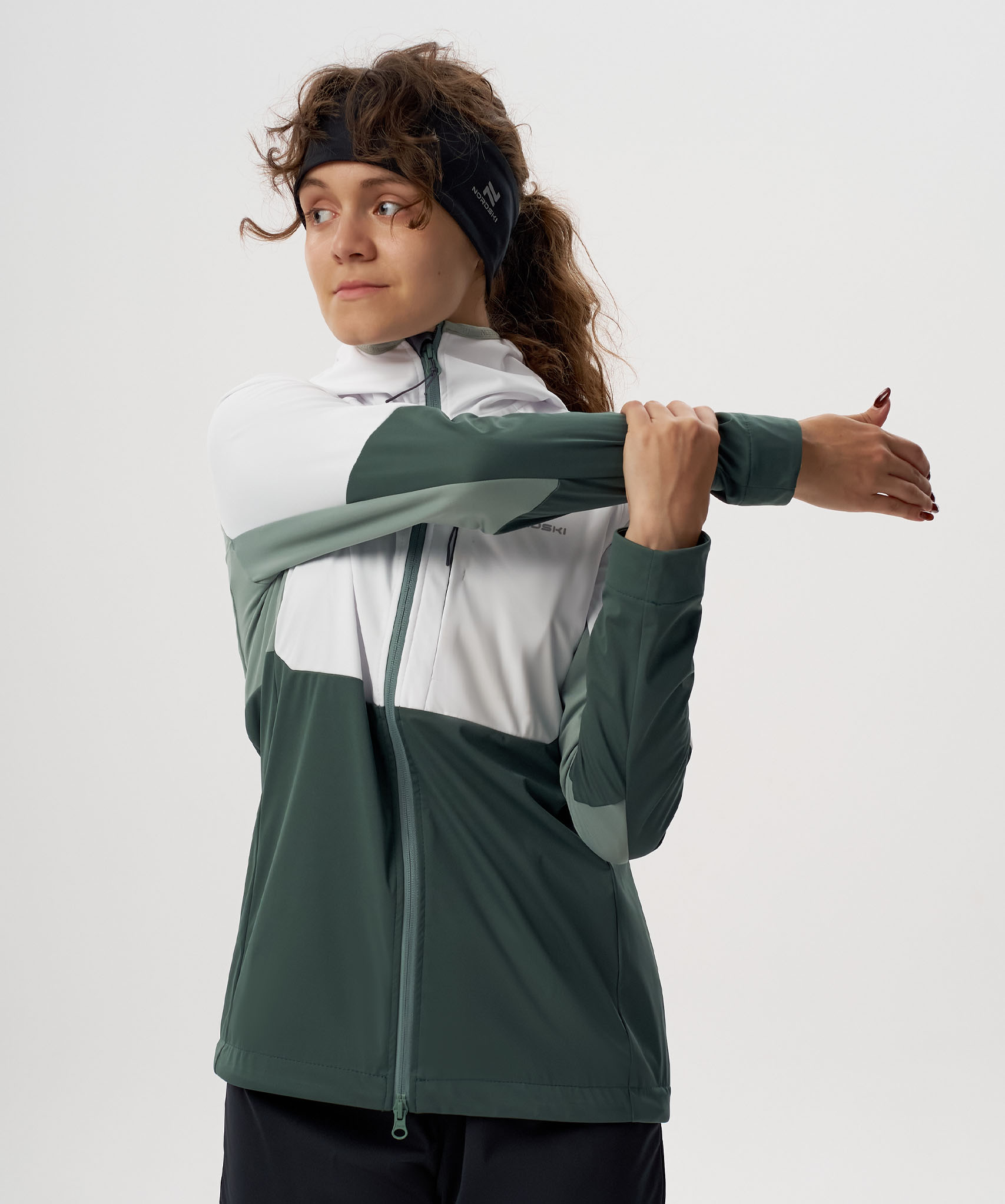Тренировочная куртка Nordski PRO TOUR HOOD White/Dark Mint/Ice Mint W