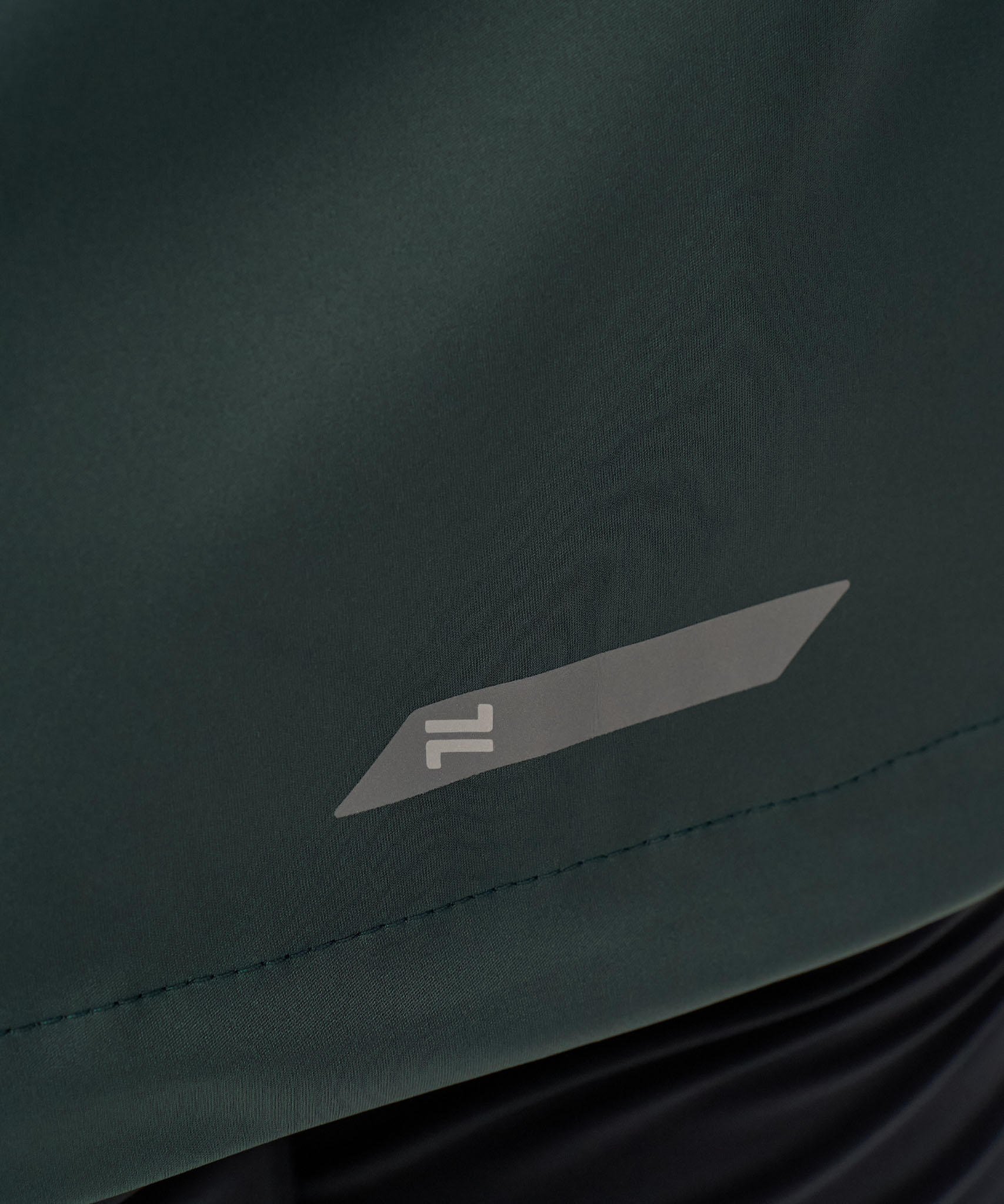Тренировочная куртка Nordski PRO TOUR HOOD White/Dark Mint/Ice Mint W