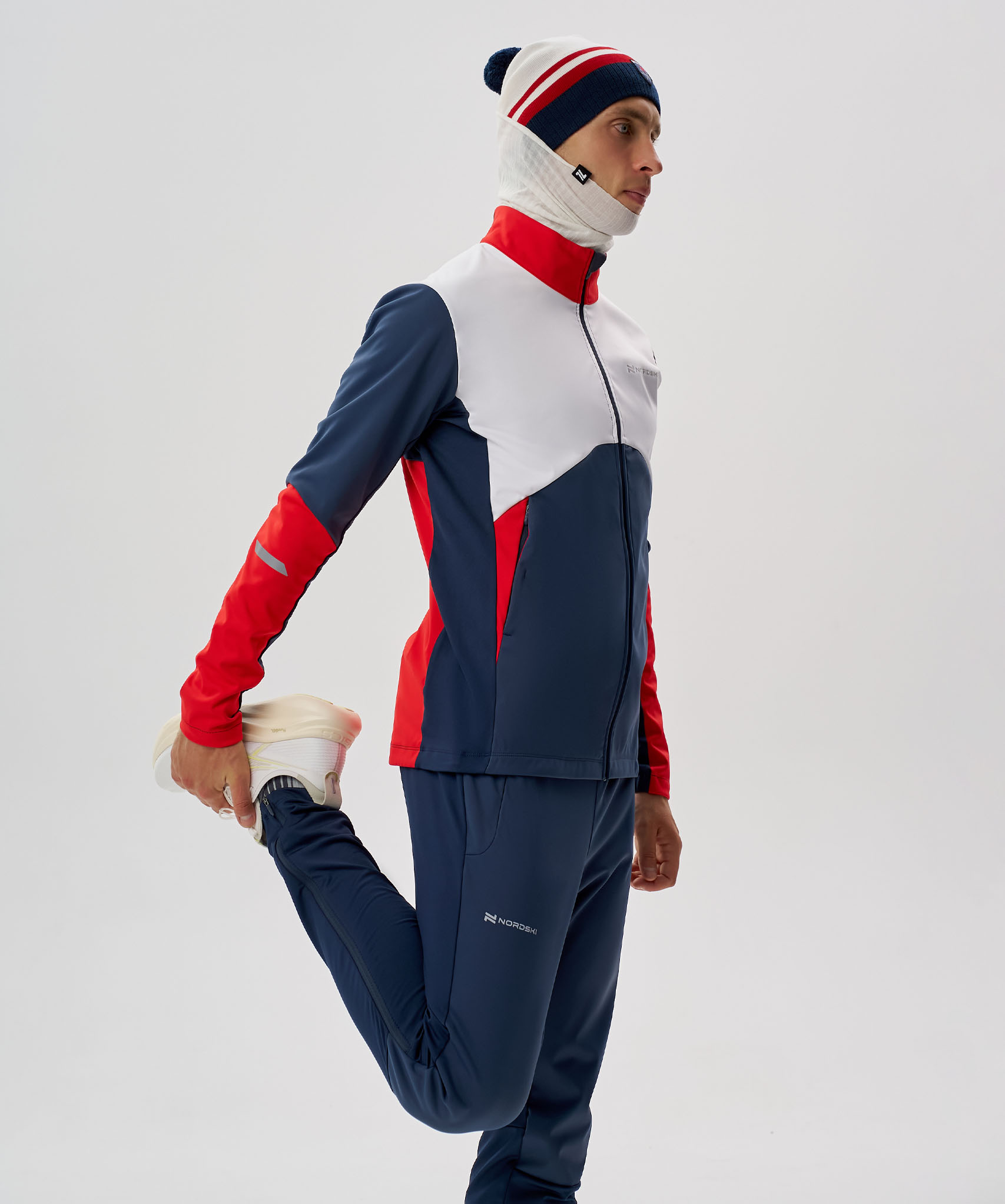 Тренировочная куртка Nordski Pro 2.0 White/Blue/Red